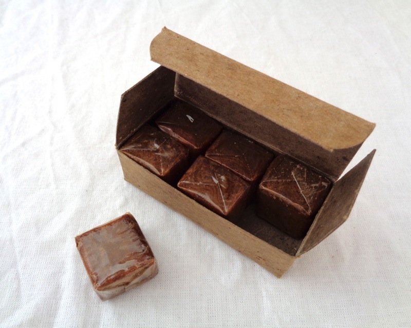 caramels contents
